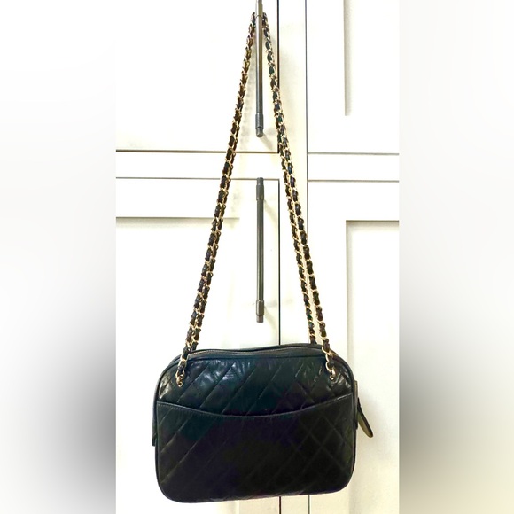 CHANEL Vintage Black Quilted Lambskin Leather Camera Bag -Gold Burgundy Shoulder - Picture 3 of 16